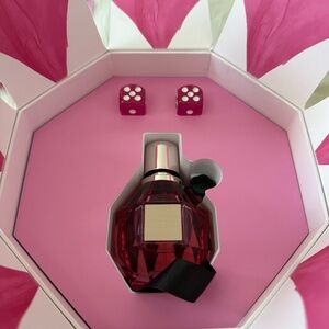 Viktor & Rolf Flowerbomb Pretty Peony PR